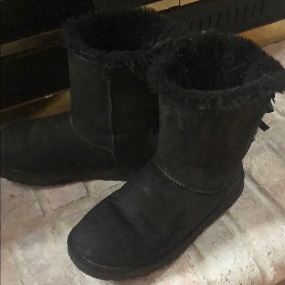 Bailey bow ugg boots size 7 - Picture 3 of 8